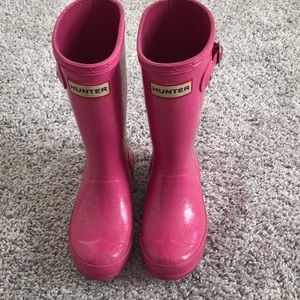 Little girls pink hunter boots